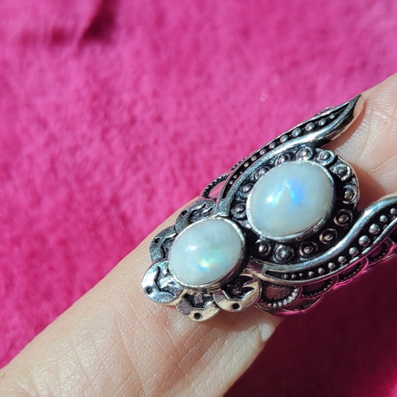 Gorgeous Angel Wing Moonstone Goddess Ring - Picture 1 of 13